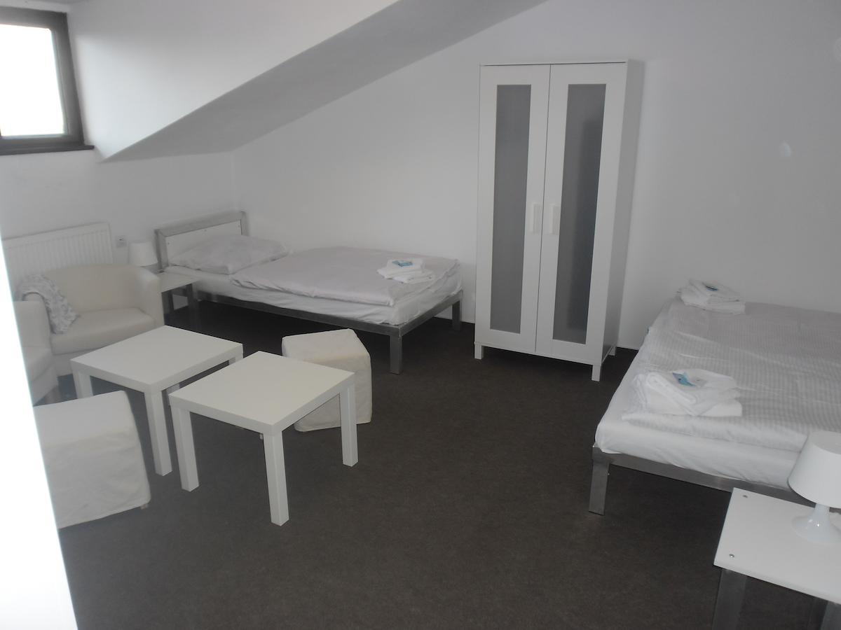 Bike-Hotel Medenec Nove Mesto pod Smrkem Oda fotoğraf